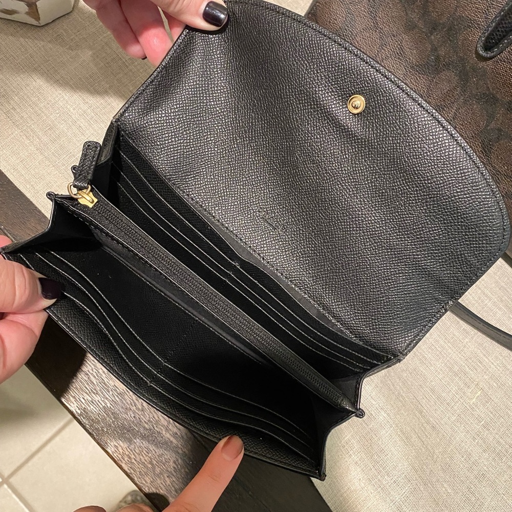 Signature Coach Purse and Wallet - Picture 6 of 8